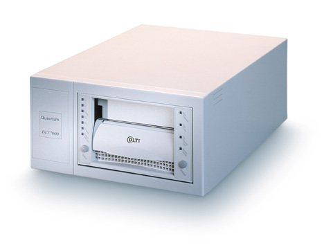 Quantum TH6BA - External DLT7000 35/70GB Wide SCSI Tape Drive